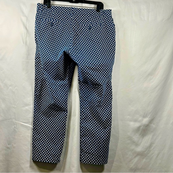 GAP Women’s Navy Diamond Pattern Pants - Picture 4 of 6